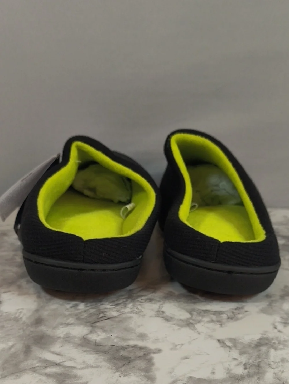 RockDove Men Size 11/12  Two-Tone Memory Foam Slipper Black Lime Slip On NWT